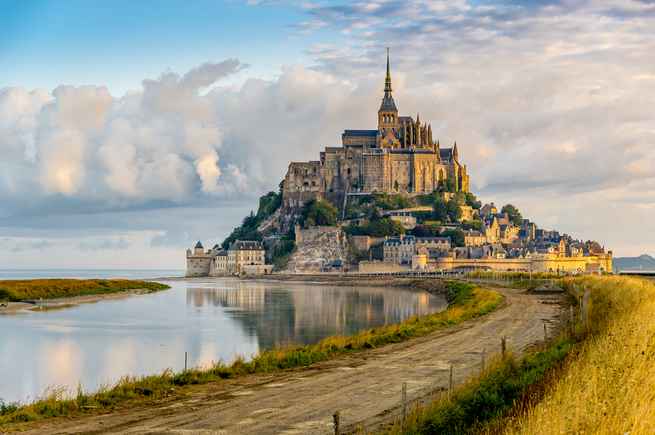 Mont-Saint-Michel.jpg