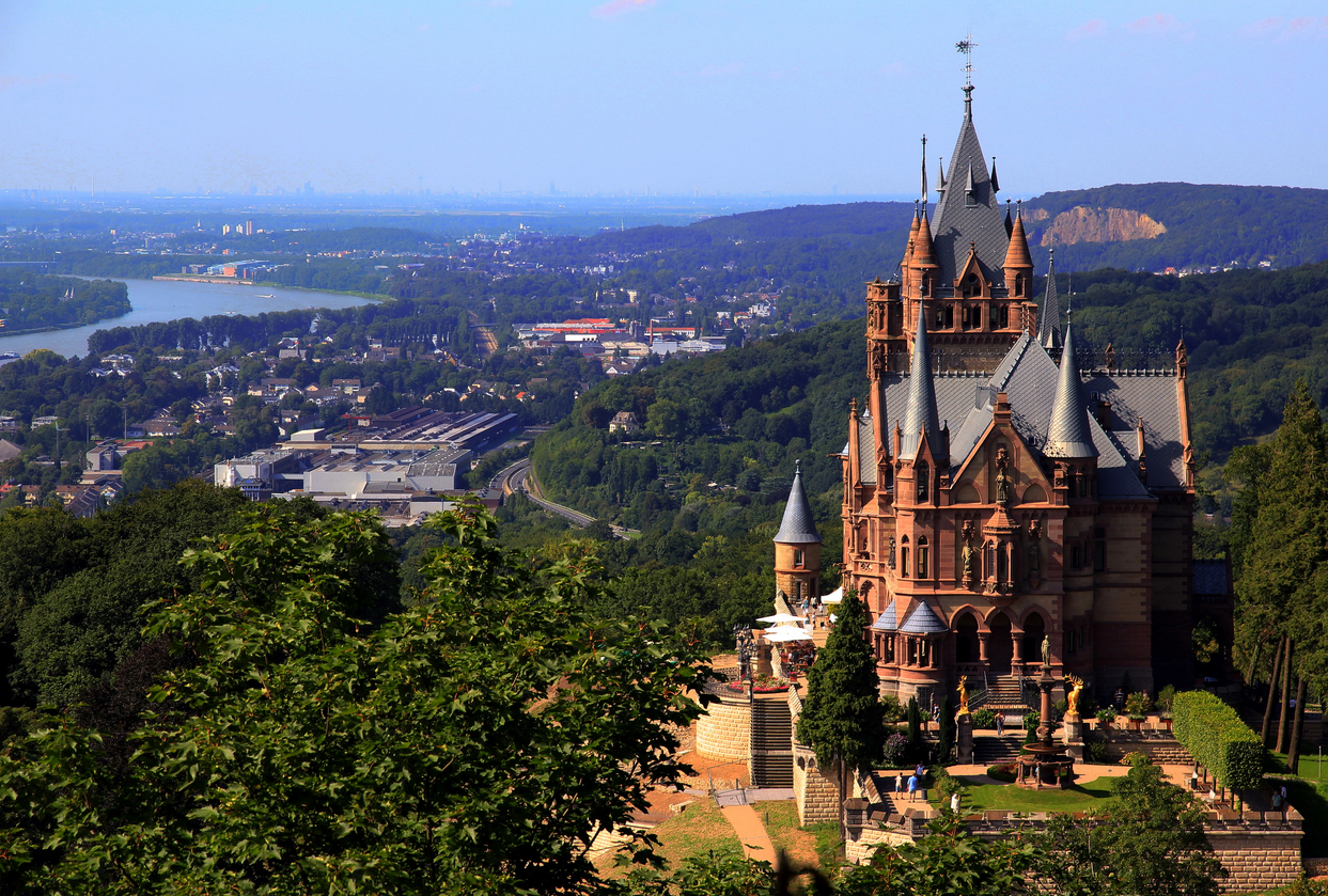 drachenburg-1.jpg