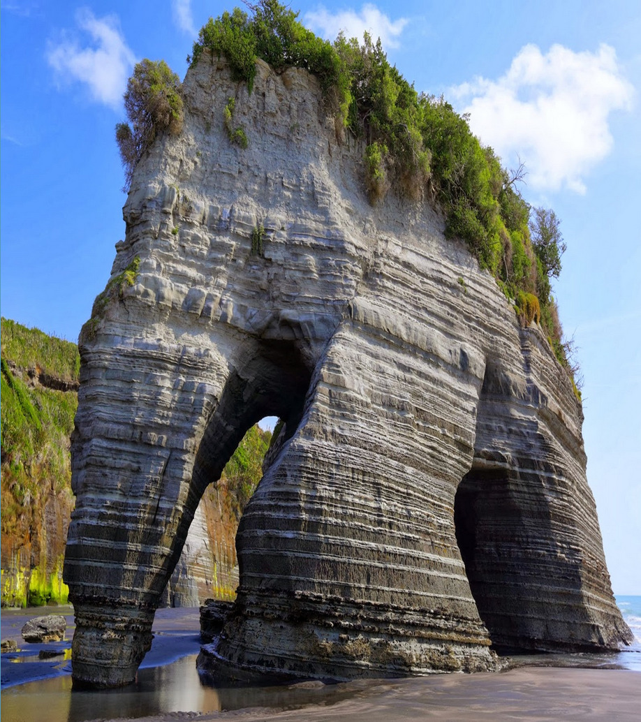 elephant_rock.jpg