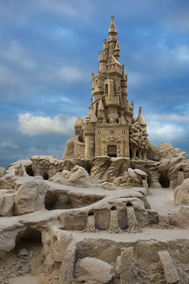 castle-sand.jpg